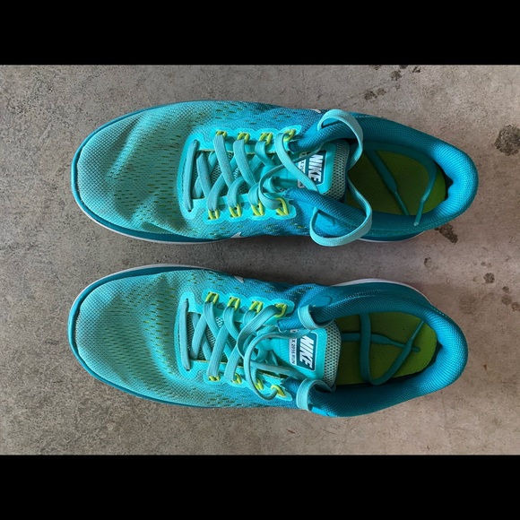 NIKE FLEX 2016 RUN - Picture 2 of 4